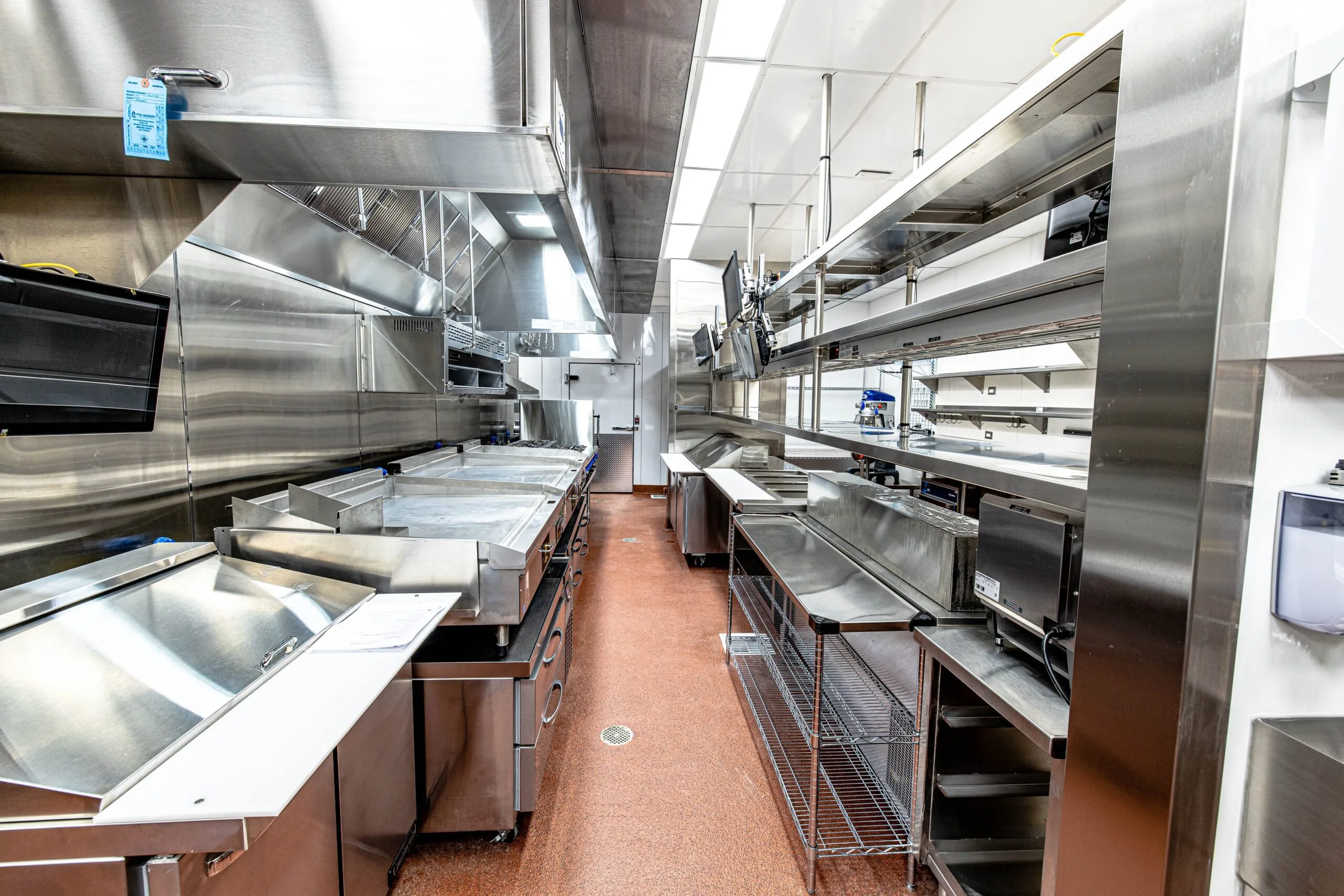 What is restaurant commercial kitchen equipment?